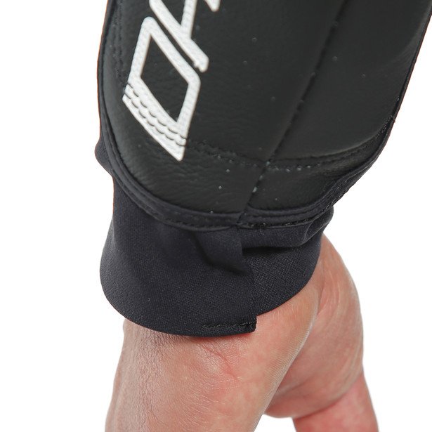 INTREPIDA PERF. LEATHER JACKET